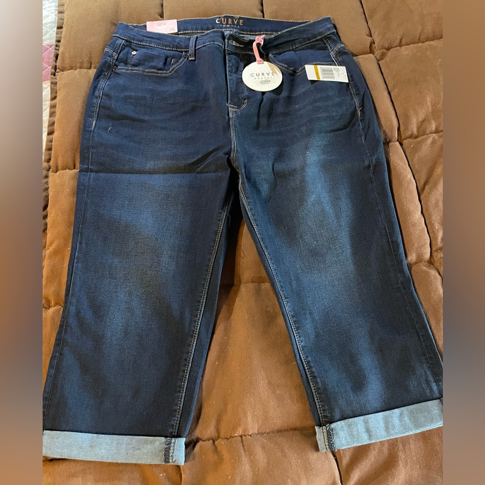 Curve appeal, 16W, dark indigo denim.